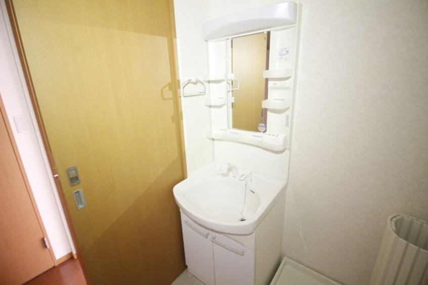 洗面 ＬＵＮＡ　ＣＯＵＲＴ