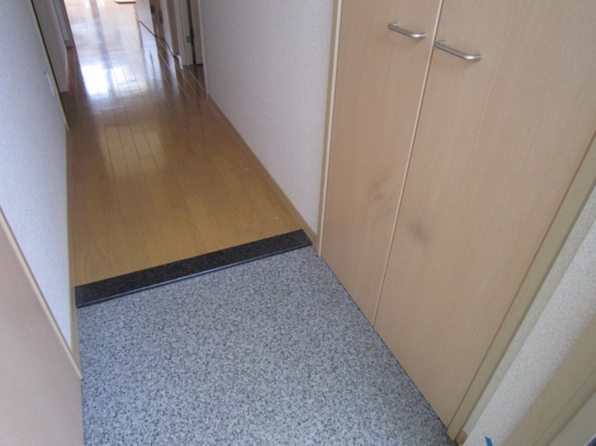 玄関 メゾン・グランドゥ－ル