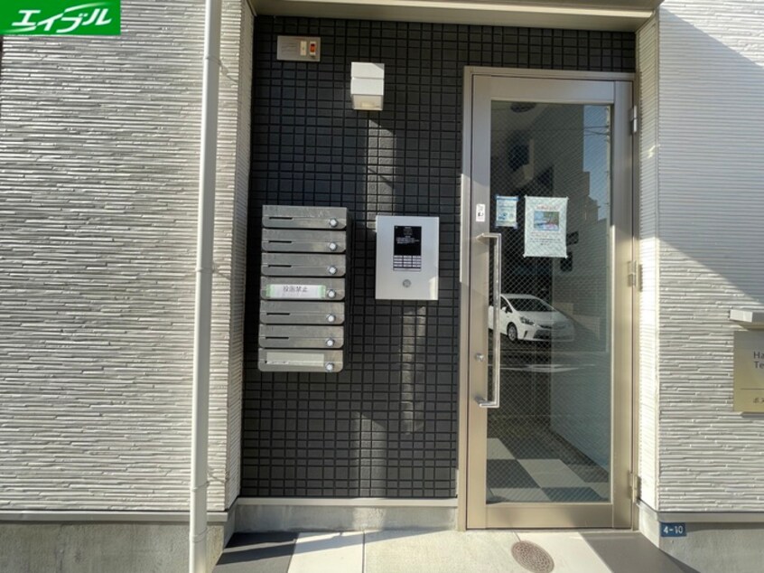 エントランス部分 ボヌール金山