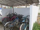駐輪場 シャルマン松坂