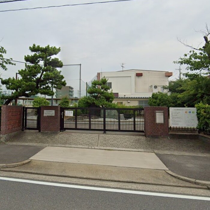 名古屋市立日比津中学校(中学校/中等教育学校)まで550m ドミ－ル塩池