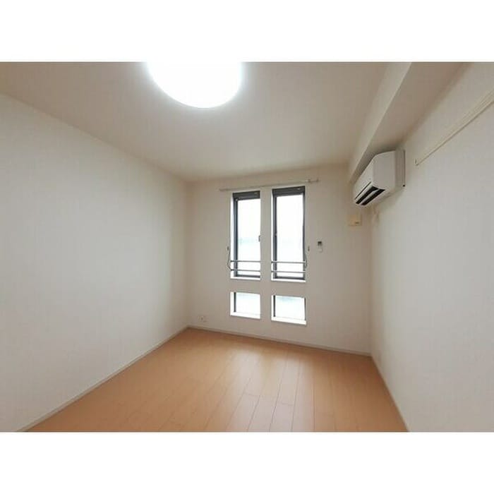 居室 イル　レジーナⅡ