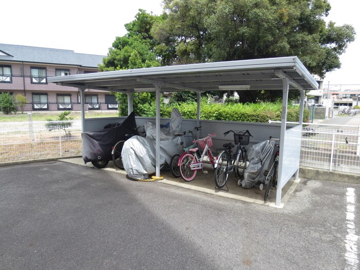 駐輪場 シャインハイム池端