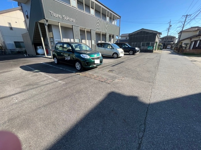 駐車場 Ｔｉａｒａ　Ｓａｋｕｒａｉ