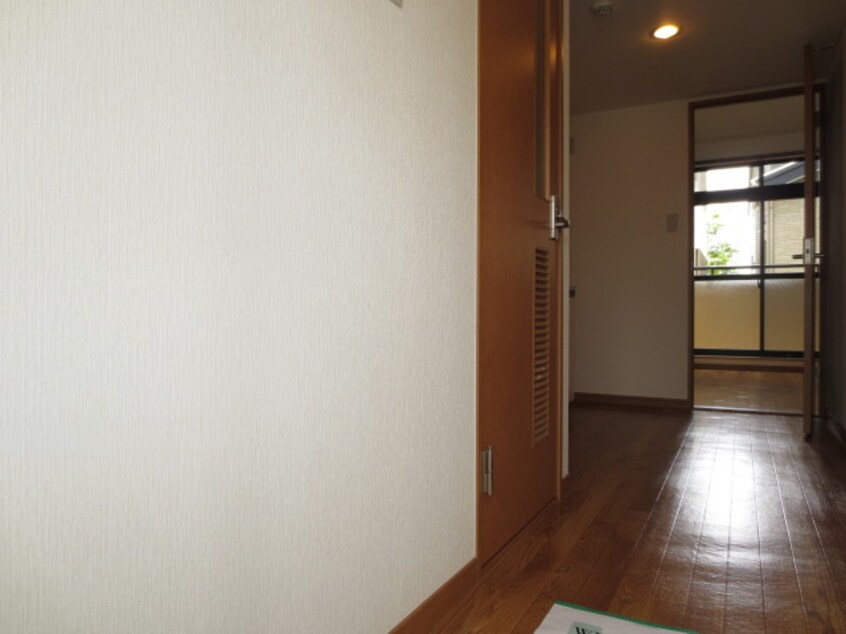 玄関 Ｔｉａｒａ　Ｓａｋｕｒａｉ