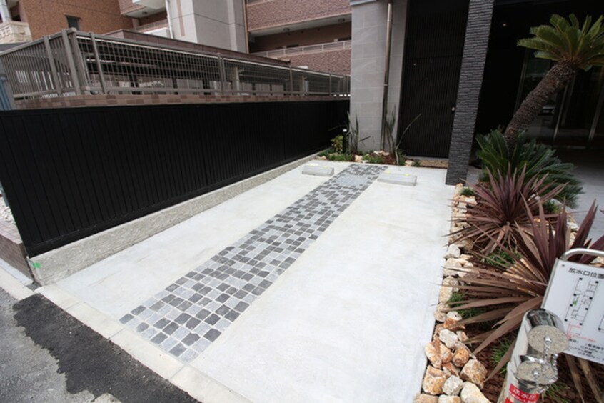 駐車場 リヴシティ泉（1201）