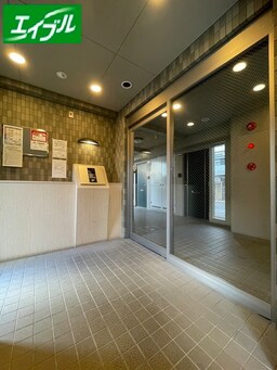 エントランス部分