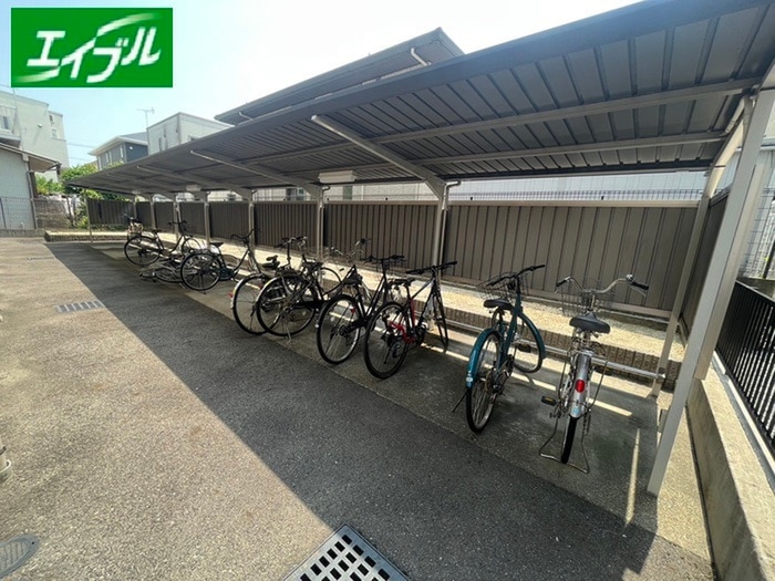 駐輪場 すまいる川名