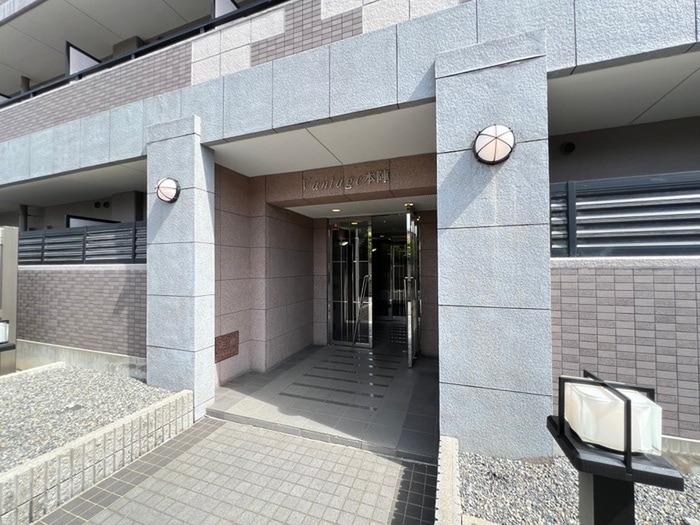 外観写真 ヴァンテージ本陣