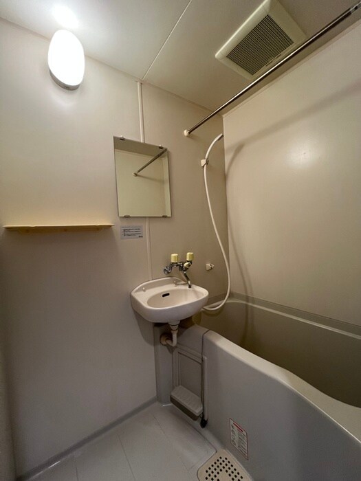 バス／シャワールーム等 ヴァンテージ本陣