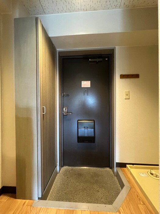 玄関 ヴァンテージ本陣