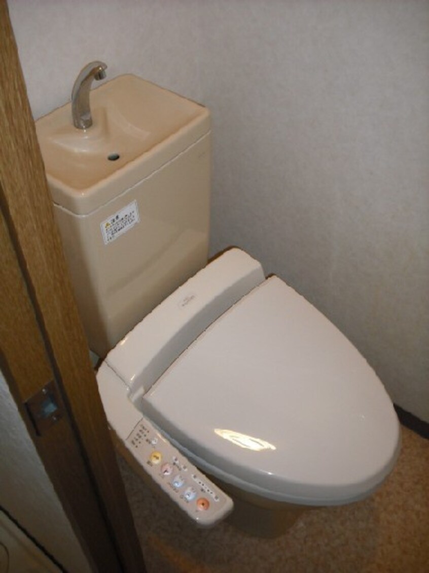 内観写真 ロイヤル高間