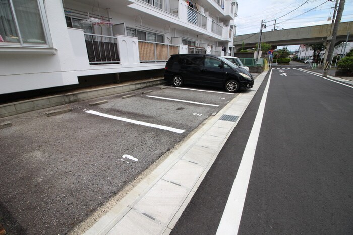 駐車場 パ－クタウン三宅