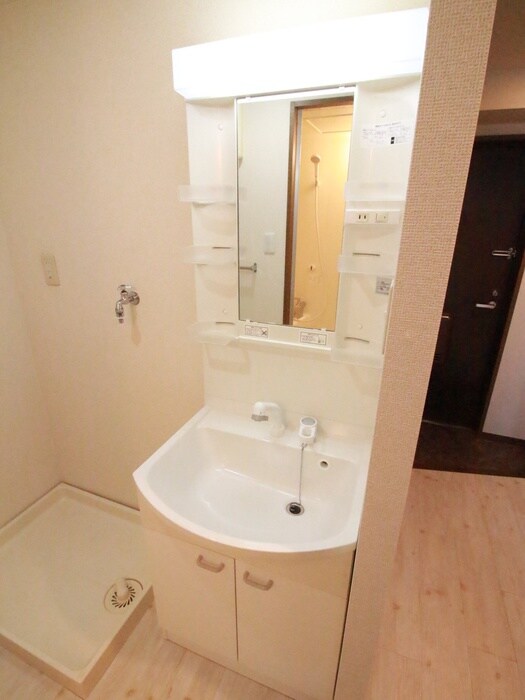 洗面 エミ－ル泉