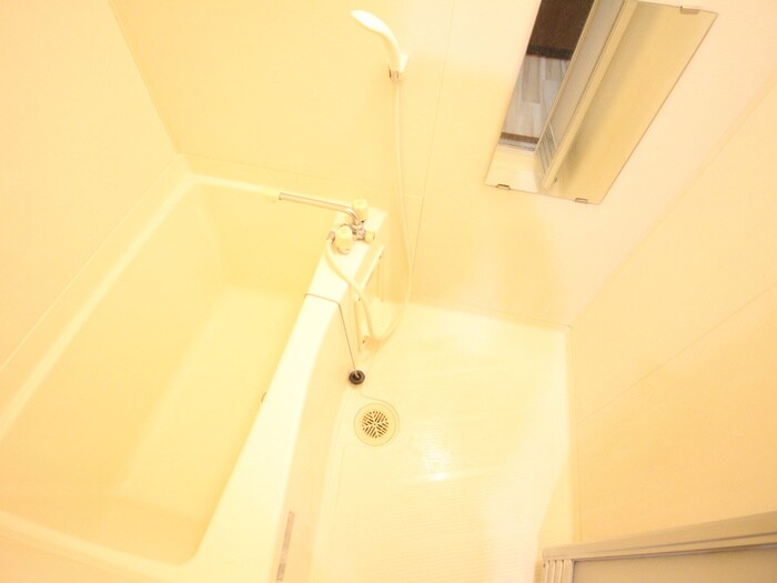 バス／シャワールーム等 エミ－ル泉