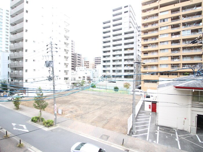 室内からの展望 エミ－ル泉