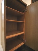 靴箱 エミ－ル泉