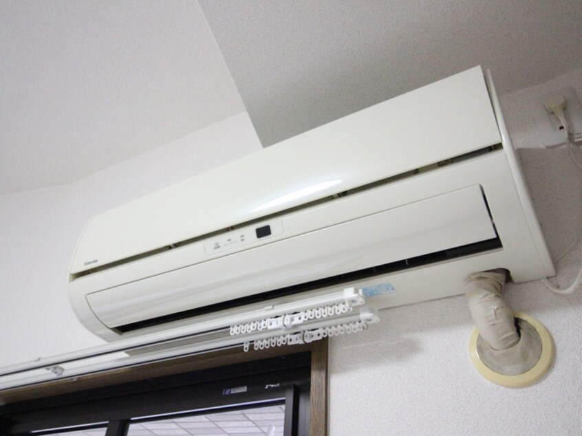 内観写真 エミ－ル泉