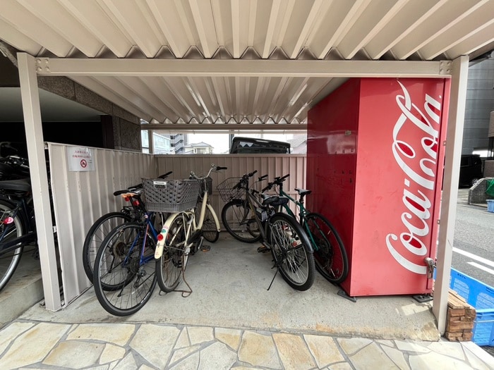 駐輪場 KANZA野並