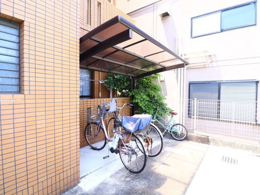 駐輪場 第１８オオタビル
