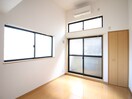 居室 Ｌｏｆｔ日比野