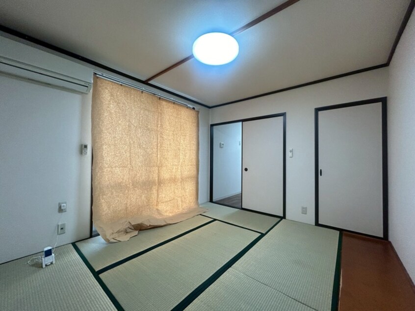 居室 フォーブル代官