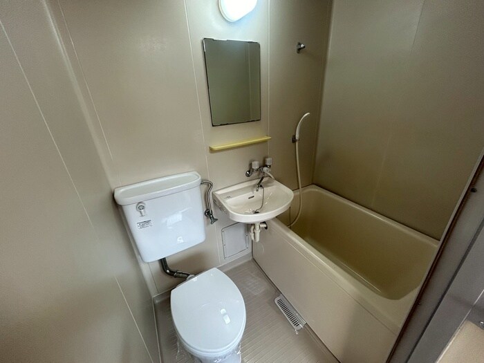 バス／シャワールーム等 フォーブル代官