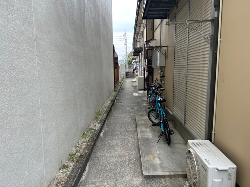 エントランス部分 フォーブル代官