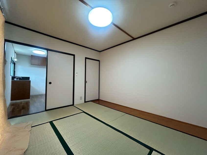 居室 フォーブル代官