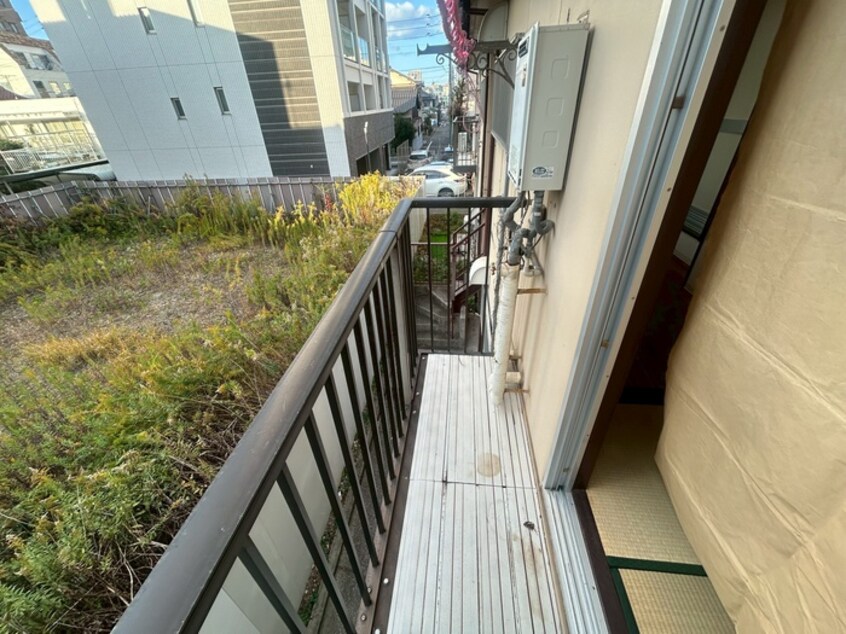 ベランダ・バルコニー フォーブル代官