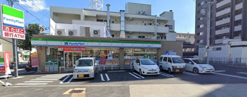 ファミリーマート代官町東店(コンビニ)まで209m フォーブル代官