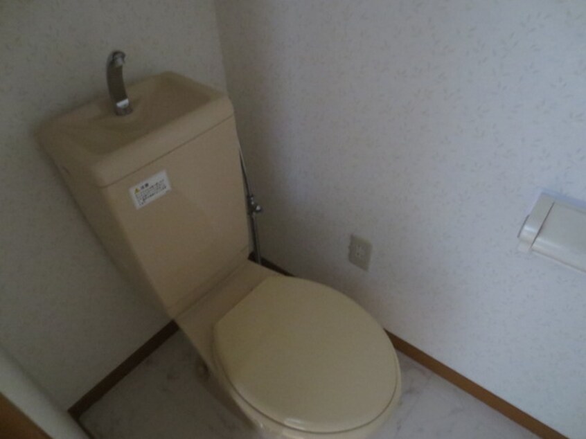 トイレ ドール新栄