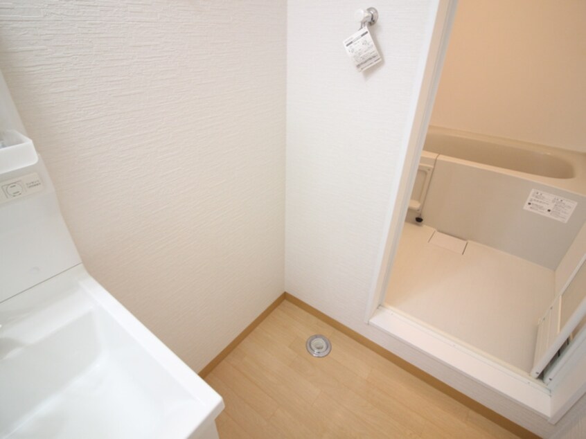 洗濯機置場 ルシエル吹上