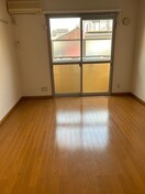 居室 マ　メゾン志賀