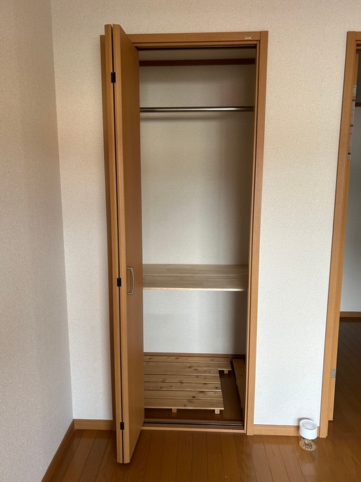 収納 マ　メゾン志賀