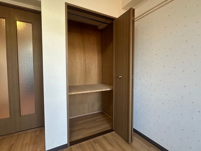 収納 ヴィラ・フロイデ