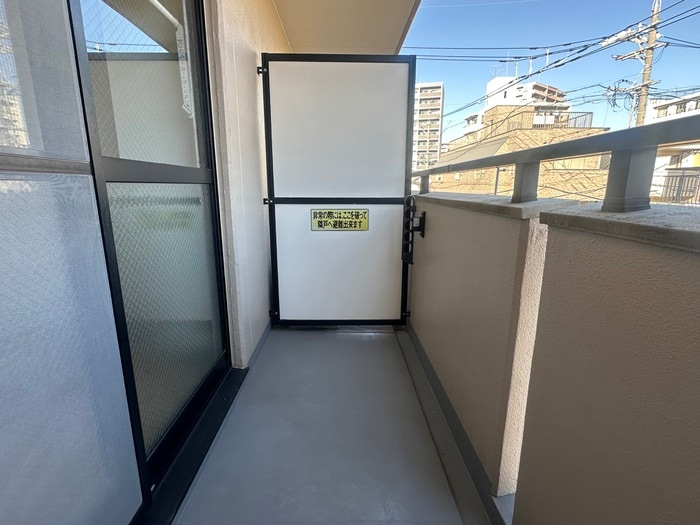 ベランダ・バルコニー ヴィラ・フロイデ