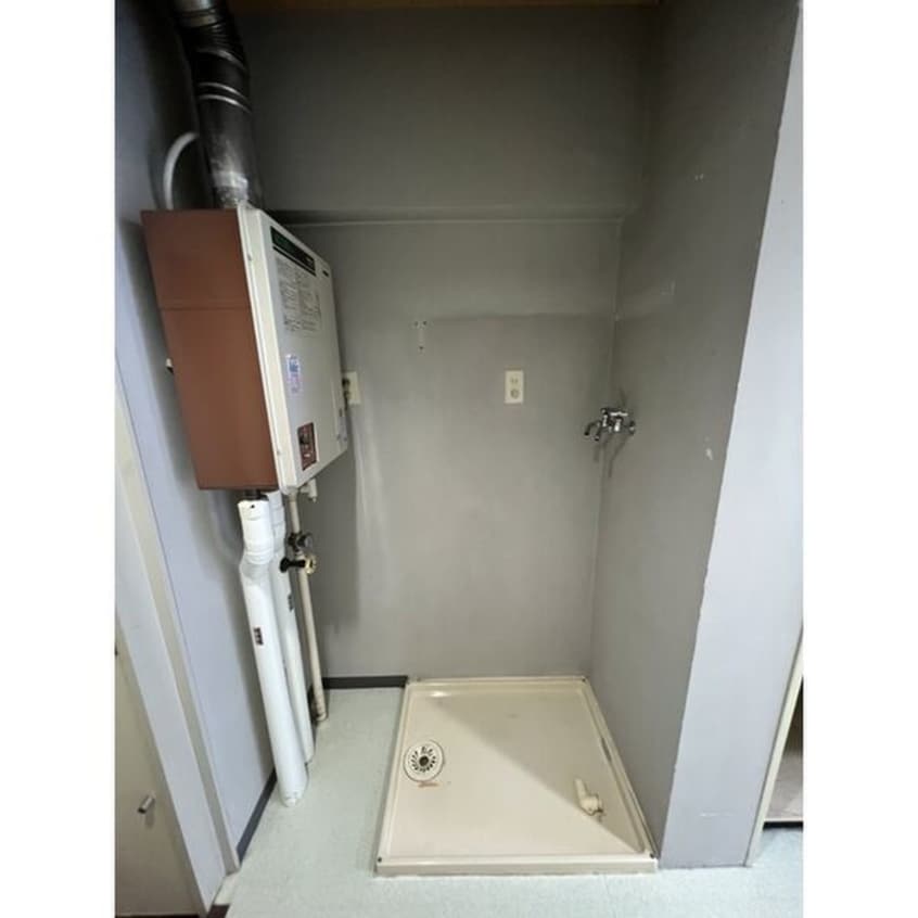 洗濯機置場 ﾁｻﾝﾏﾝｼｮﾝ丸の内第6（707）