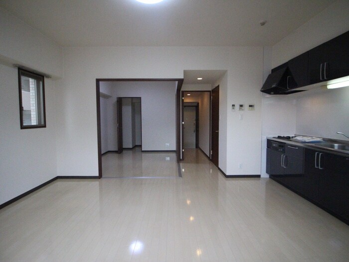 居室 ＦＲＯＮＴＩＥＲ　ＮＡＧＯＹＡ