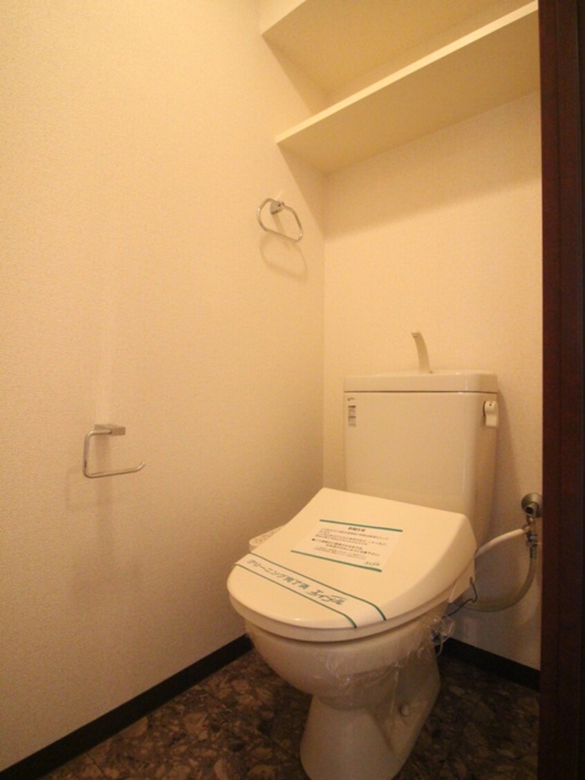 トイレ ＦＲＯＮＴＩＥＲ　ＮＡＧＯＹＡ