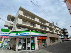 ホワイトヒルズ一社