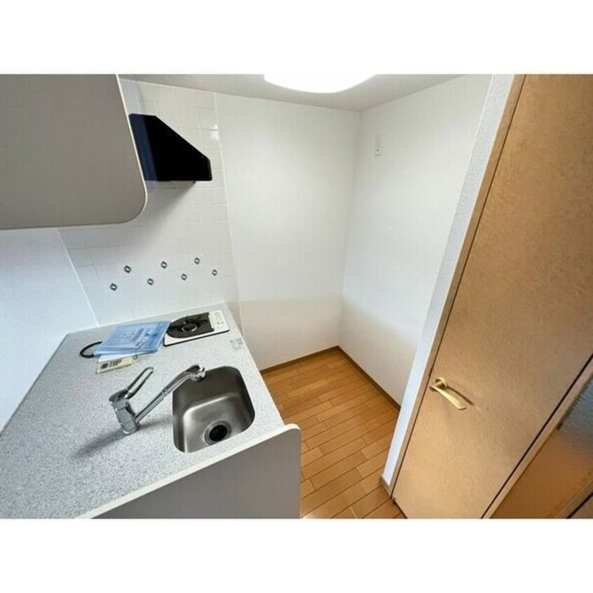 キッチン ﾌﾟﾚｻﾝｽ名古屋駅前(504)