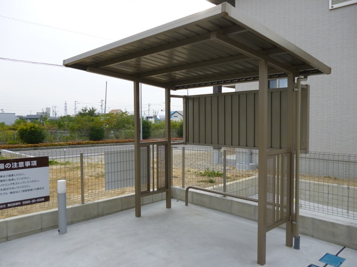 駐輪場 ルミエール