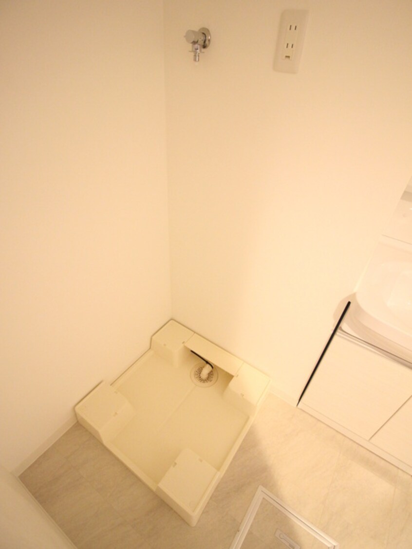 洗濯機置場 ウェルシー亀島