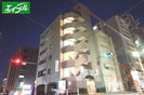 エクセル泉の外観