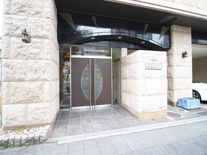 エントランス部分 ﾌﾟﾚｻﾝｽ名古屋STATIONｻﾞ･ｼﾃｨ
