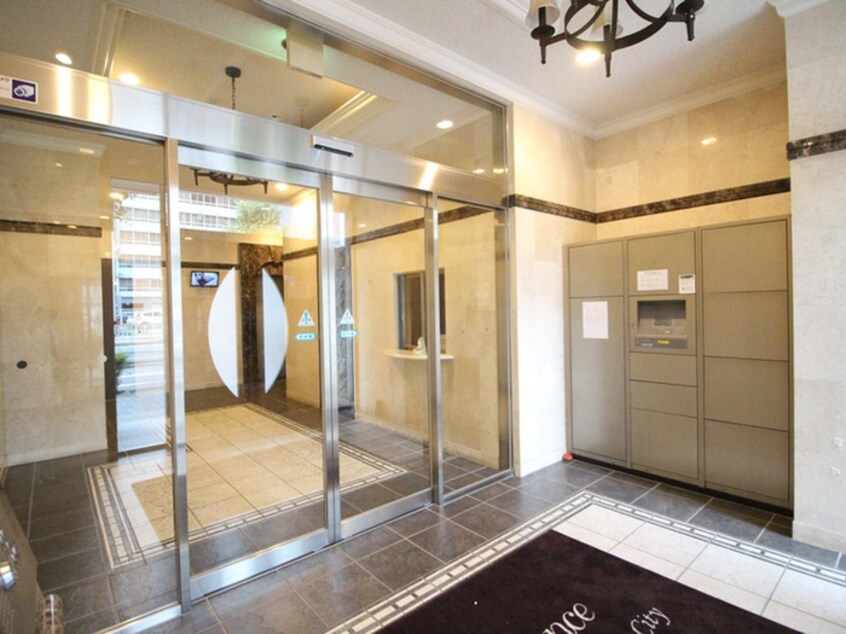 エントランス部分 ﾌﾟﾚｻﾝｽ名古屋STATIONｻﾞ･ｼﾃｨ