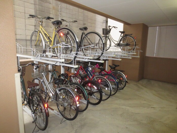 駐輪場 ﾌﾟﾚｻﾝｽ名古屋STATIONｻﾞ･ｼﾃｨ(303)