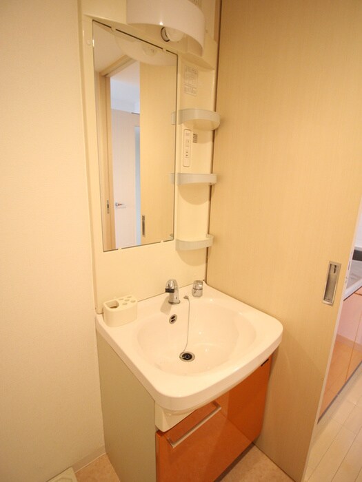 洗面 ﾌﾟﾚｻﾝｽ名古屋STATIONｻﾞ･ｼﾃｨ(303)