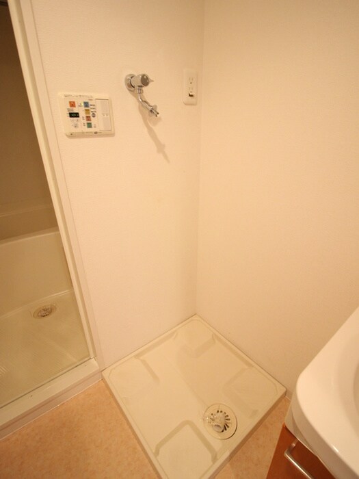 洗濯機置場 ﾌﾟﾚｻﾝｽ名古屋STATIONｻﾞ･ｼﾃｨ(303)